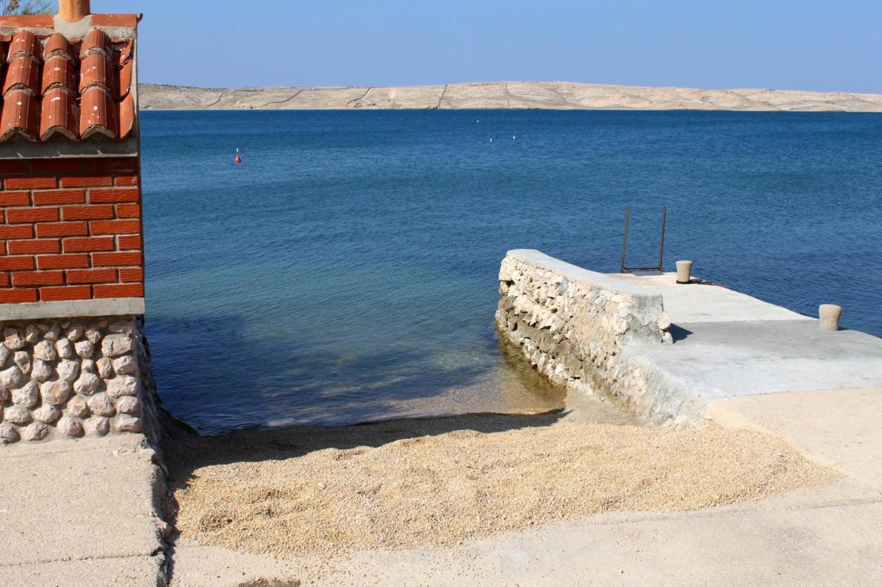 Apartments By The Sea Kustici, Pag - 6335 Zubovići Extérieur photo