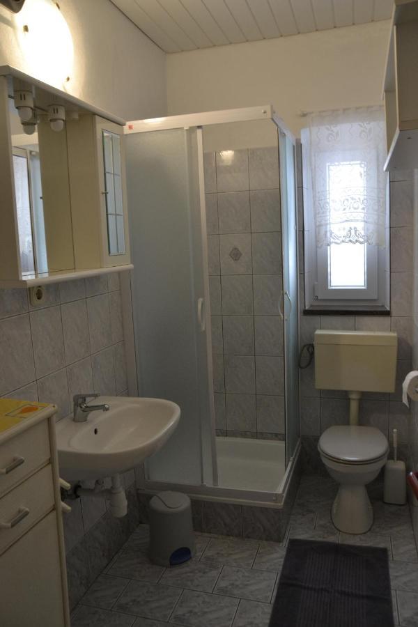 Apartments By The Sea Kustici, Pag - 6335 Zubovići Extérieur photo