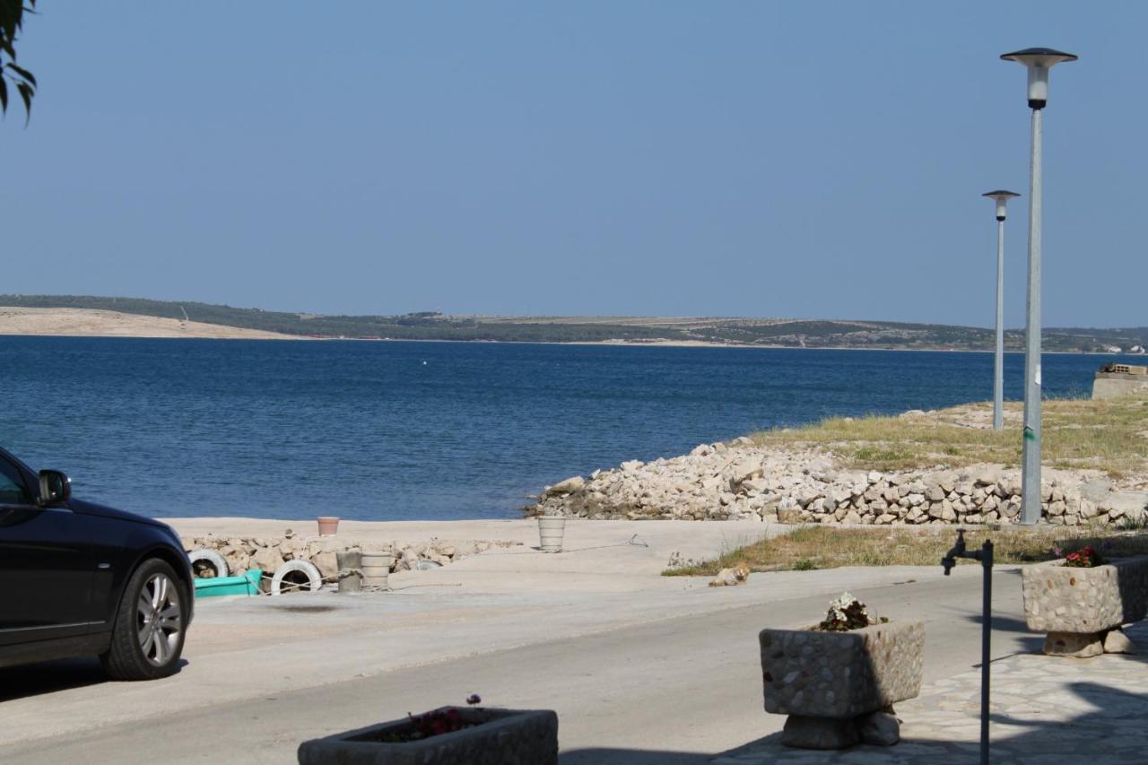 Apartments By The Sea Kustici, Pag - 6335 Zubovići Extérieur photo